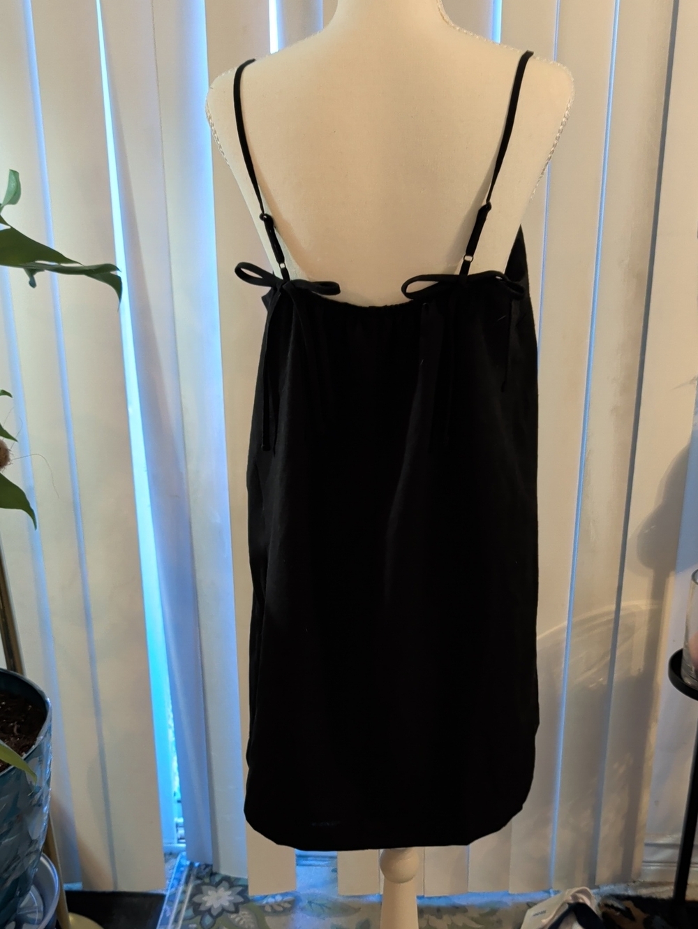 Old Navy Classic Black Slip Dress With Adjustable Straps. Medium - Picture 3 of 4